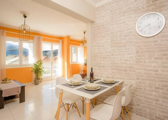 Apartment New  2 Bedroom/ 2 Bath Ap.nidri, Familia Nydri (Lefkada)